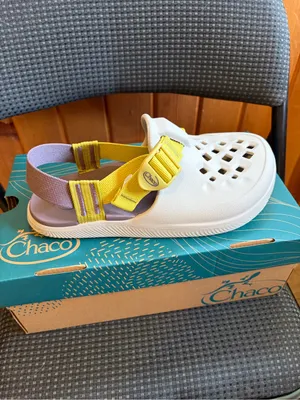 Chacos Chillos Women Clog Shoe Size 7 MoonBeam JCH109164 New Water Casual Garden thumbnail 2