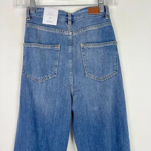 NWT Subdued Wide Leg Jeans Ripped Distressed High Rise Size 2 NEW thumbnail 8