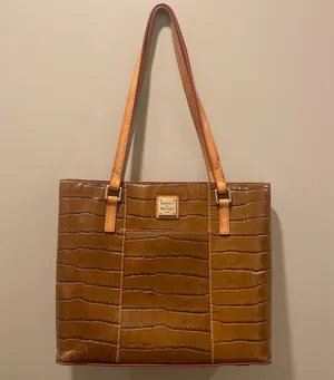 Dooney & Bourke shoulder purse thumbnail 1