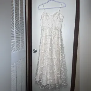 Thirty Thirty Elegant Cream Maxi Dress with Floral Accents thumbnail 3
