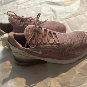 Nike Women's Air Max 270 Light Pink Athletic Shoes thumbnail 7