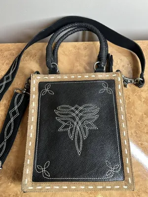 Idyllwind Black Leather & Suede Western Crossbody Tote Bag Embroidered Strap thumbnail 3
