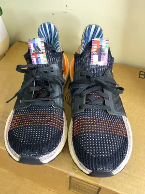 Adidas UltraBoost 19 Black Multi Color Rainbow Womens 7.5 Mens 6.5 thumbnail 2