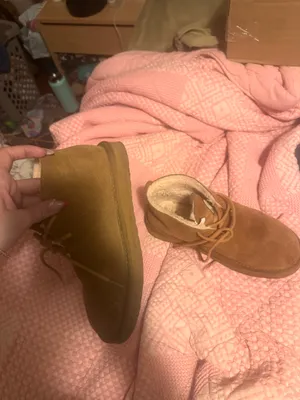 Bearpaw lace up boots  thumbnail 4