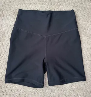 YPB SculpLUX Abercrombie High-Rise Black Women’s Active Shorts thumbnail 1