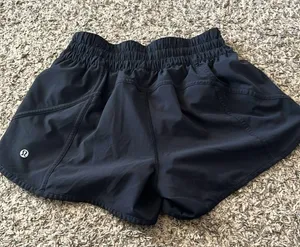 Lululemon Tracker Short V *4" - Black thumbnail 2