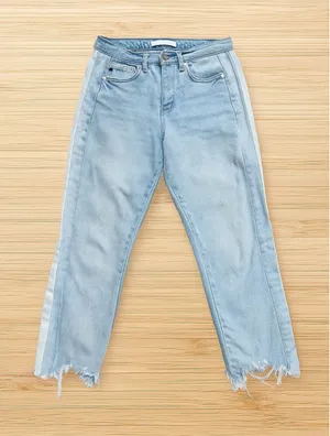 Kancan Jeans‎ Light Wash Distressed Jeans Sz 5/26 Raw Hem High Rise Denim Boho thumbnail 1