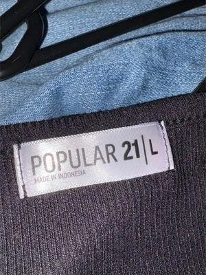 Popular 21 Black and White Top thumbnail 2