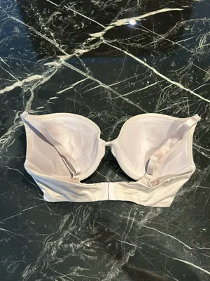 Victoria’s Secret Fabulous Plunge Bling Bra thumbnail 3