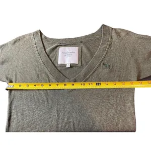 Y2K Abercrombie & Fitch Deep V-neck Short Sleeve Longer Length M Sweater READ thumbnail 8