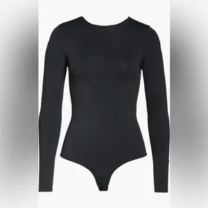 SKIMS Essential Bodysuits Crewmeck long sleeve, Size Small, $78 thumbnail 3