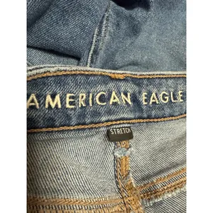 American Eagle Women's Blue Distressed Stretch High Rise Mom Denim Jeans Size 0 thumbnail 4