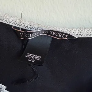 Victoria’s Secret Black & White Lace Slip Dress thumbnail 4