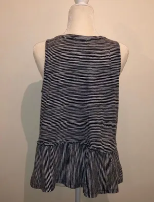 nwot tank thumbnail 2