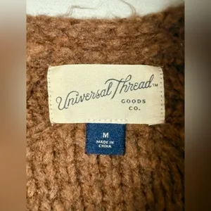 Universal Threads Brown Knit V-Neck Long Sleeve Sweater thumbnail 5