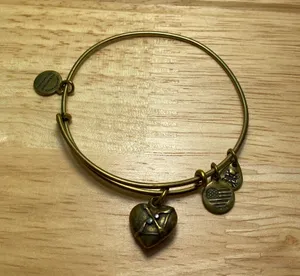 Heart Bracelet thumbnail 2