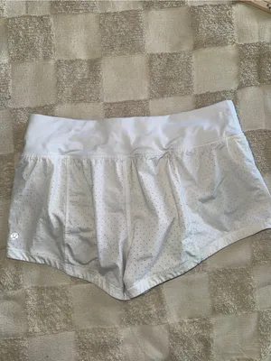 Lululemon Final Lap Short (2.5")
White size 8 thumbnail 5