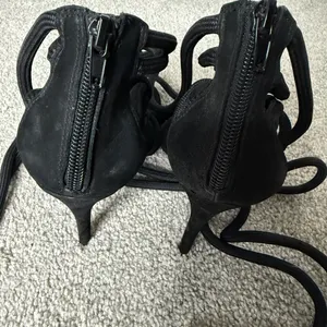 Steve Madden Black Strappy High Heels thumbnail 6