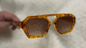 Tortoise Sunglasses Shades Sunnies thumbnail 1