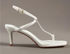 Anthropologie Bibi Lou White Toe Loop Heels 9.5 thumbnail 4