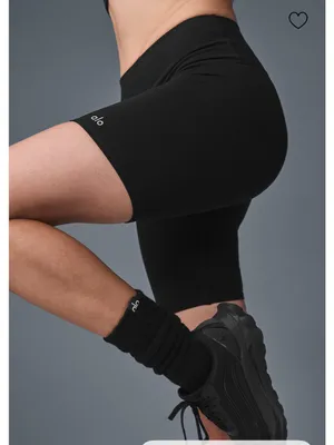 ALO High-Waist Biker Short - Black 7” thumbnail 3