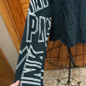Victoria's Secret Crop Top​ thumbnail 3