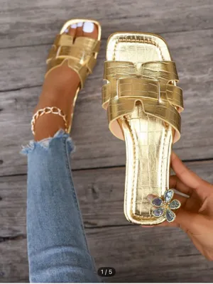 Gold Sandals Size 9.5 thumbnail 1