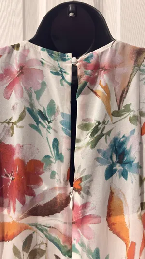 Calvin Klein Floral Chiffon Maxi Dress Size 6 – Surplice V-Neck, Lined, Summer thumbnail 6