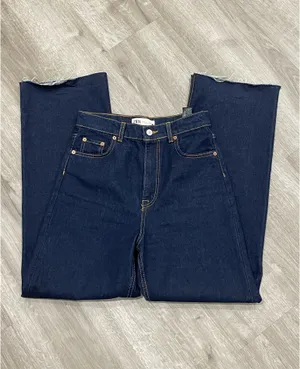 ZARA Dark Wash Jeans thumbnail 4
