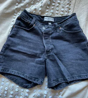 Abercrombie The Dad Shorts Highrise Sz 23/00 thumbnail 1