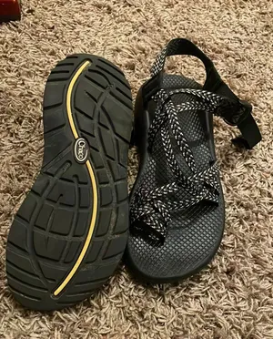 One Toe Strap thumbnail 2