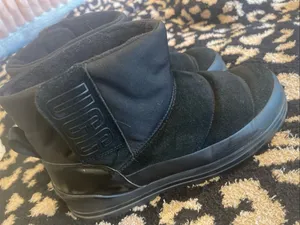 UGG Classic Klamath Mini Waterproof Suede Boot thumbnail 1