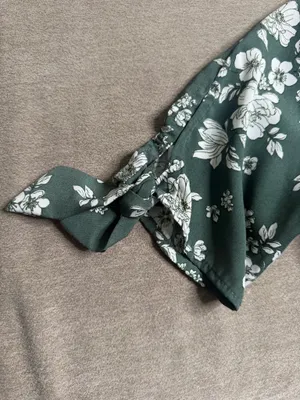 Women’s green floral smocked waist dress thumbnail 4