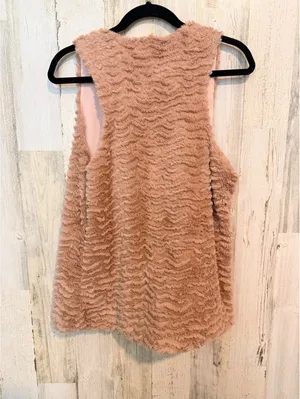 Final Touch Women’s Medium Blush Pink Faux Fur Vest USA thumbnail 6