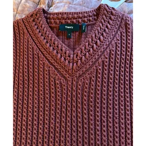 Theory Sweater Vest Womens Size S Plum Cable Knit Pullover Heavy Cotton V-Neck thumbnail 4