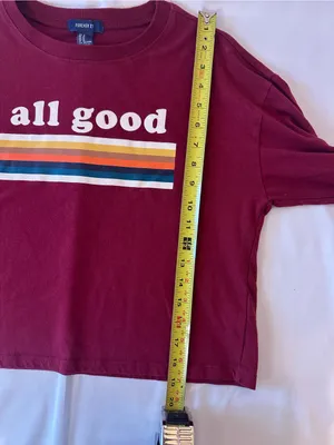 Forever 21 Maroon Cropped 'all good' Graphic Sweatshirt thumbnail 5