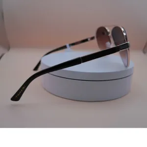 Tahari Womens Aviator Sunglasses Gold Frame Brown Gradient Lens HHTH0728-R TH527 thumbnail 6