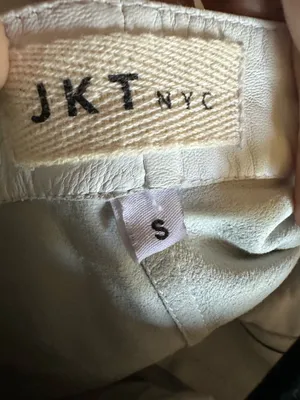 JKT NYC Off-White 100% Genuine Leather Mini Skirt - Women's Size S thumbnail 4