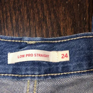 Levi’s low pro straight jeans size 24 thumbnail 3