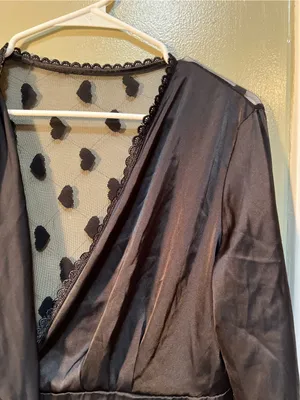 Women’s Size Medium Satin Kimono Robe Black Heart Lace Mesh Trim Dressing Gown thumbnail 7
