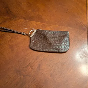 Prune Leather Wristlet Brown thumbnail 7