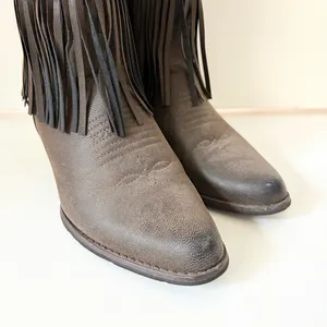 Pierre Dumas Brown Fringe Heeled Boots thumbnail 3