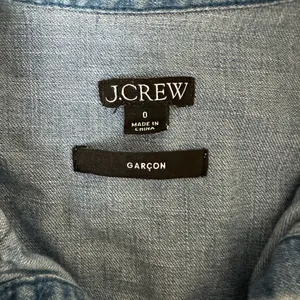 J.Crew Chambray Pearl Snap Button Denim Western Shirt Women’s Small thumbnail 5