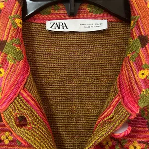 ZARA Cactus Flower Jacquard Knit Lightweight Cardigan‎ Sweater Jacket Size Small thumbnail 9