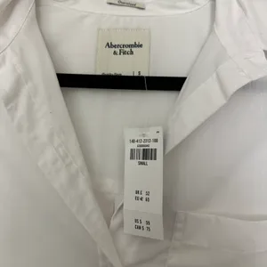 Abercrombie Oversized Poplin Shirt thumbnail 2