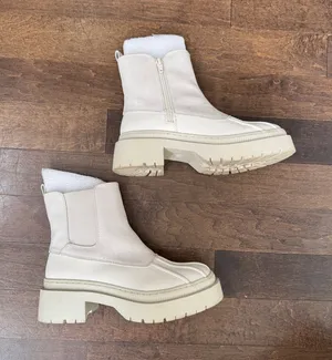 Universal threads target cream white ankle rain boots 7.5 thumbnail 1