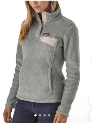 Patagonia Women’s Re-Tool Snap-T Pullover in Grey with Light Pink Trim thumbnail 1