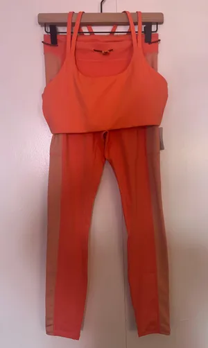 Fabletics Matching Set thumbnail 1