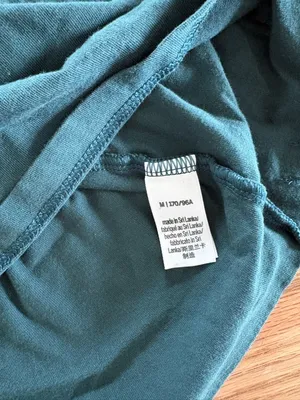 PINK Victoria's Secret Dark Green Off-Shoulder Cropped Tee thumbnail 3