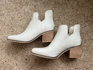 Pierre Dumas Versona Boots thumbnail 1